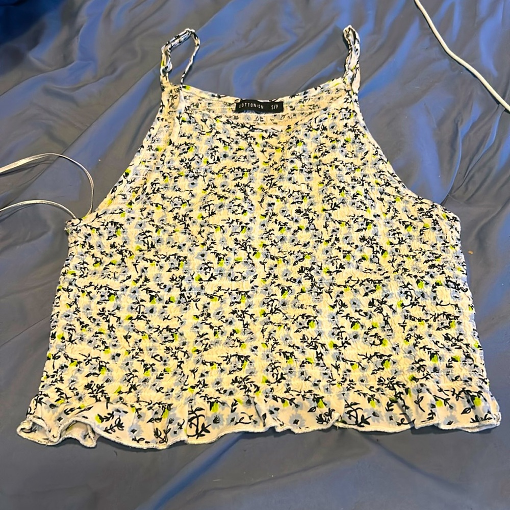 Cute top